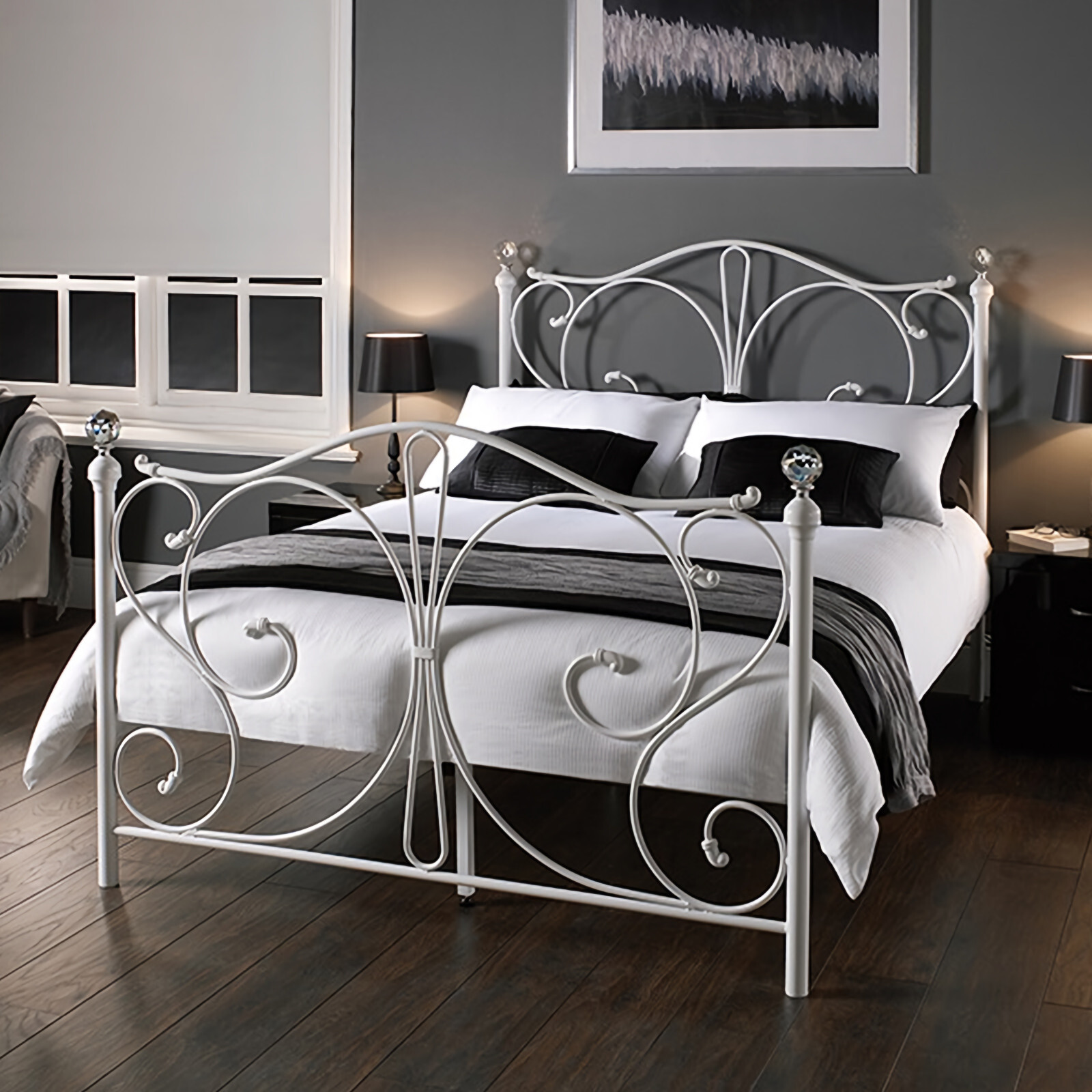Luxury Metal Bed Frame with Crystal Finials 4ft6 Double Bed