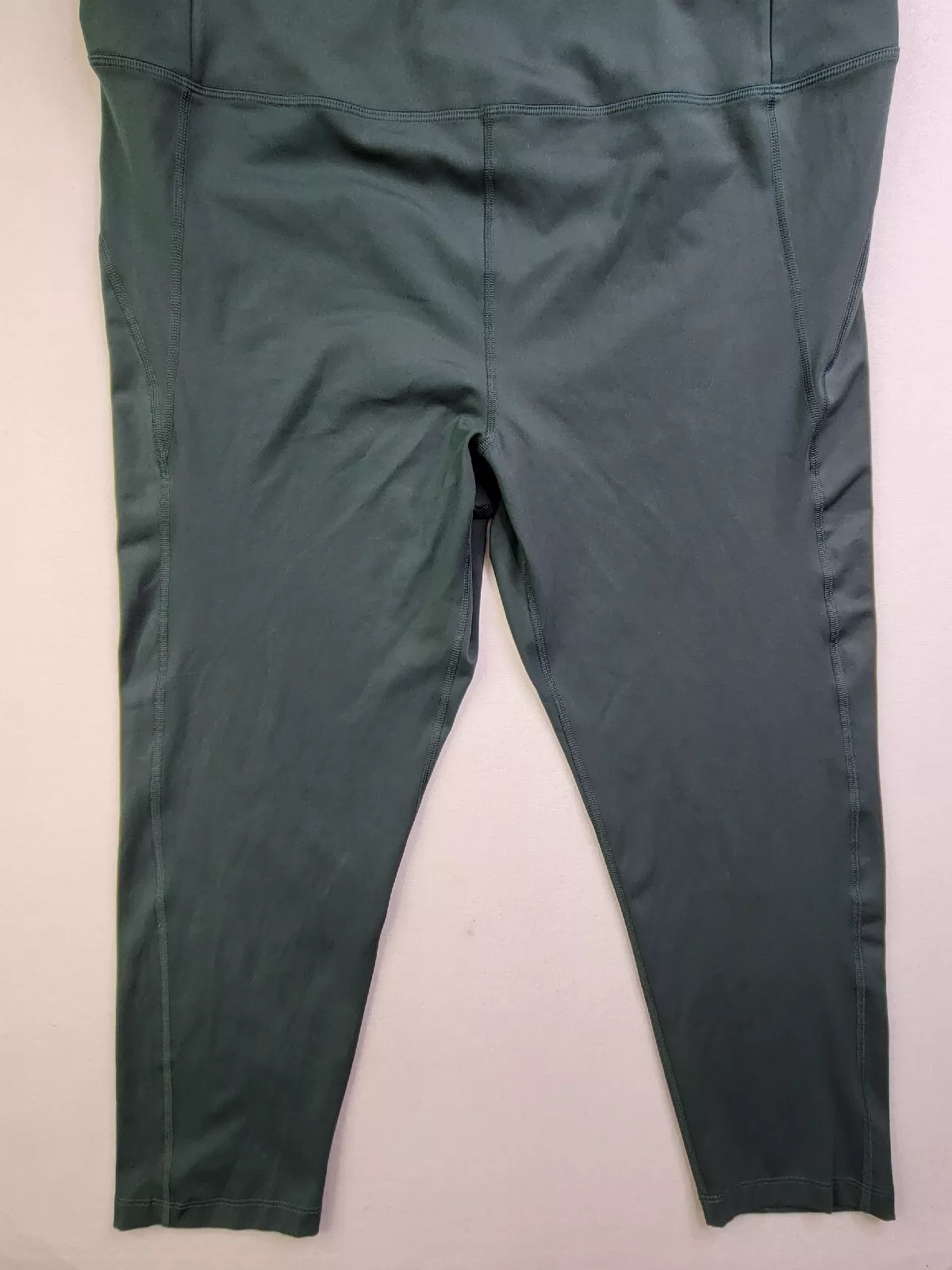 girlfriend-collective plus athletic cropped gym leggings