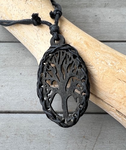 Kette Anhänger Lebensbaum Holz rund oval schwarz braun Baumwolle Boho Ethno Surf - Bild 14 von 14