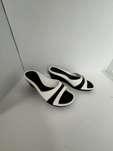 Crocs Women's Sassari Sandal Wedge Heel Slide Flip Flop Black White Size 9 - 第 6/8 張圖片
