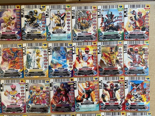 Power Rangers Action Card Game - Series 4: Legends Unite (231 avail.) - Picture 3 of 7