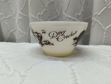 FIRE KING DAVY CROCKETT BOWL 2 1/2" TALL 4.75" DIAMETER