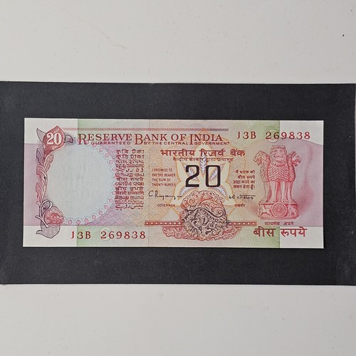 India 20 Rupees Banknote Sig 87 C Rangarajan, P-82j UNC staple holes (Lot #2418) - Afbeelding 1 van 2