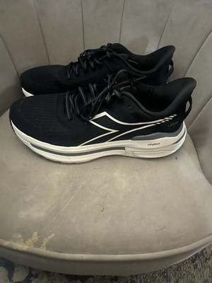 Diadora ddattivo Breathable Mesh Men's Running Shoes Black/White Athletic