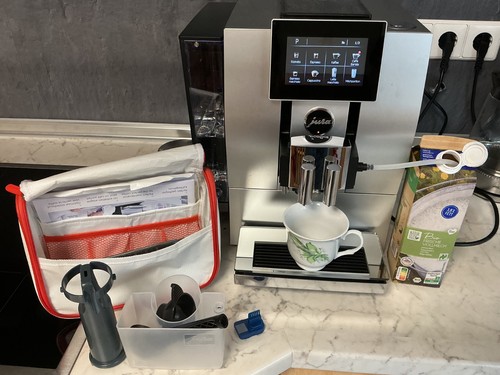 jura z 8 Kaffeevollautomat und Capp.