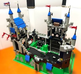 LEGO 6090 Royal King&rsquo;s Castle Vintage System Set w/ Box Manual Incomplete