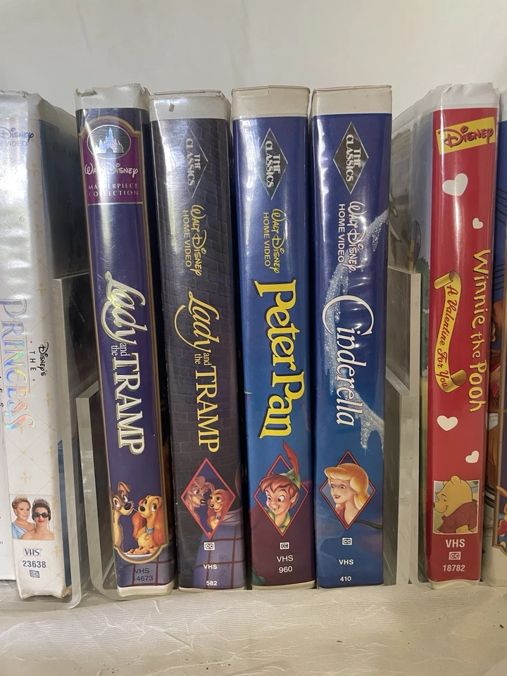 Disney & Family VHS Tape Collection Lucky 13 Lot Good Condition 8 Disney + 5 - Image 3 of 4