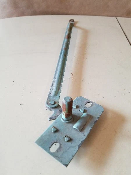 1956 PLYMOUTH SAVOY 4DR DRIVERS FRONT INTERIOR DOOR HANDLE REMOTE - Image 3 of 4