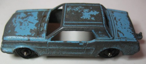 Vintage Tootsie Toy Blue Track Side Mustang Diecast Car 1:64 Scale 2 5/8" - Picture 5 of 10
