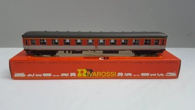 Rivarossi 2924 HO Deutsche Bundesbahn 1st Class Coach - Image 1 of 4