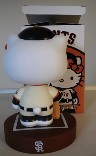 SAN FRANCISCO SF GIANTS 2015 HELLO KITTY BOBBLEHEAD, SGA New in Box - Picture 5 of 8