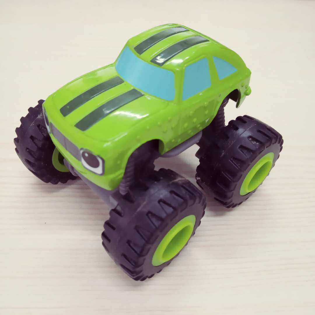 Veiculo com Acessorios - Corredores Robos - Blaze and The Monster Machines  - sortidos - Mattel