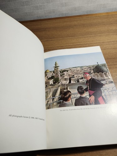 Signed By Fulton Sheen, This Is The Holy Land HCDJ 1961 VG - Picture 9 of 11