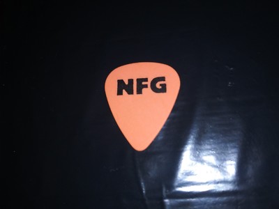 NEW FOUND GLORY Band NFG Logo Dog Steve Klein Concert Old Tour Stage GUITAR PICK