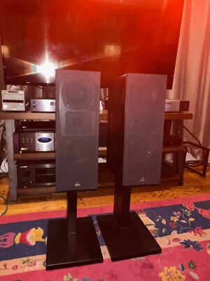 Meridian Speakers M20 Active Speakers Boothroyd Stuart British