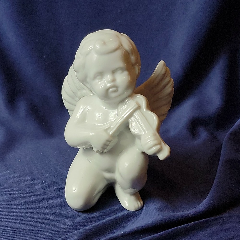 Beautiful White Porcelain Angel Cherub Baby Figurine with Violin