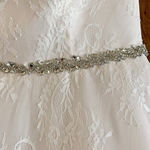 Moonlight Bridal Platinum Label NWT Ivory Blush Pink Wedding Dress, size 18 - Picture 5 of 12