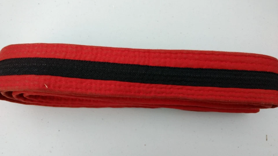 Martial Arts / MMA Belt by Macho - Size: 2/160 ~ Red with Black Stripe - Image 4 of 4