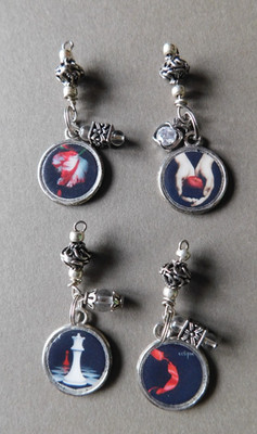 4 Charms with beaded extenders - Twilight series : Twilight, Eclipse, Breaking D