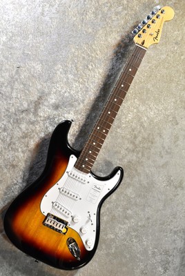 ✨未使用✨Squier Stratocaster Braun Sunburst Amazon.com: Fender Squier Stratocaster Electric Guitar Pack