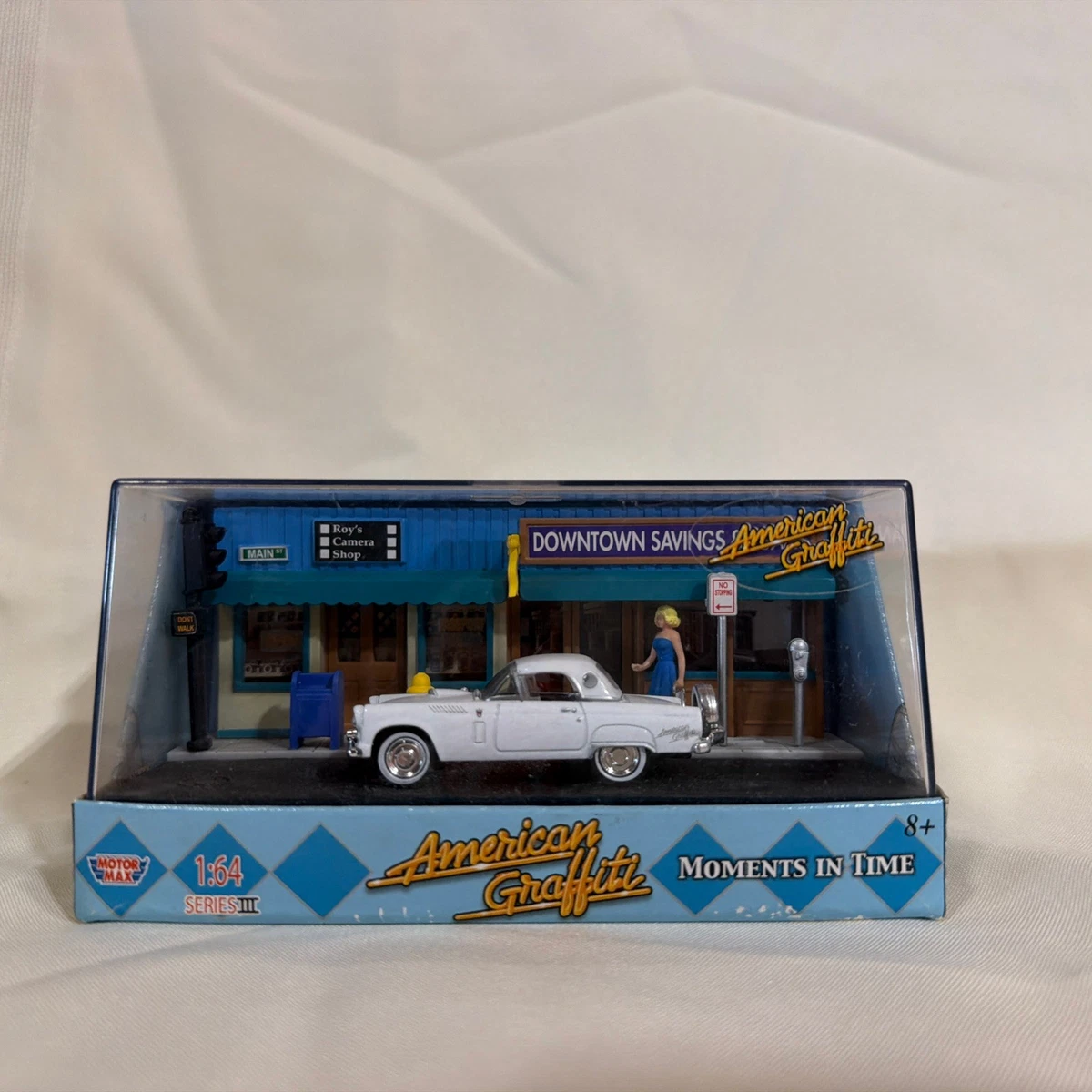 MOTORMAX Ford Thunderbird Contemporary Manufacture Diecast Cars