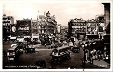 RPPC Picadilly Circus Street View London England Postcard XH10