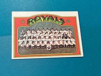 1972 Topps Kansas City Royals Team Semi-High Number #617 - Near Mint - Great