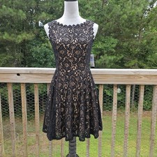 City Studio Dress W 5 Black Lace Overlay Peach Lining Sleeveless Fit Flare NWT