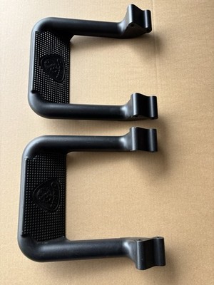2 CARR 1271 Truck Black Hoop Steps Never Been Mounted No Mounting Hardware