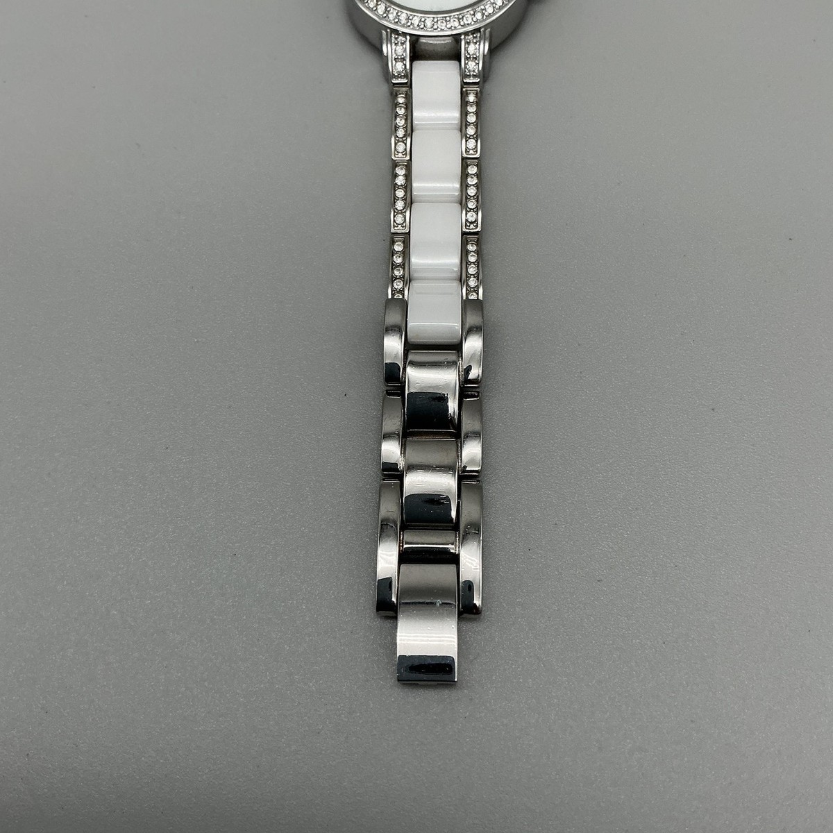 Armitron Now Womens Tank Watch Silver Tone Ceramic Crystals Bling New Battery 7\