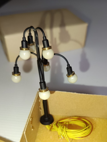 BRAWA 5160 HO Lampe 7 BRAS EN CASCADE Neuf | Zustand: Neuf