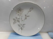 SLIGHTLY USED* NORITAKE CHINA JAPAN 6002 MELROSE PLATE 
