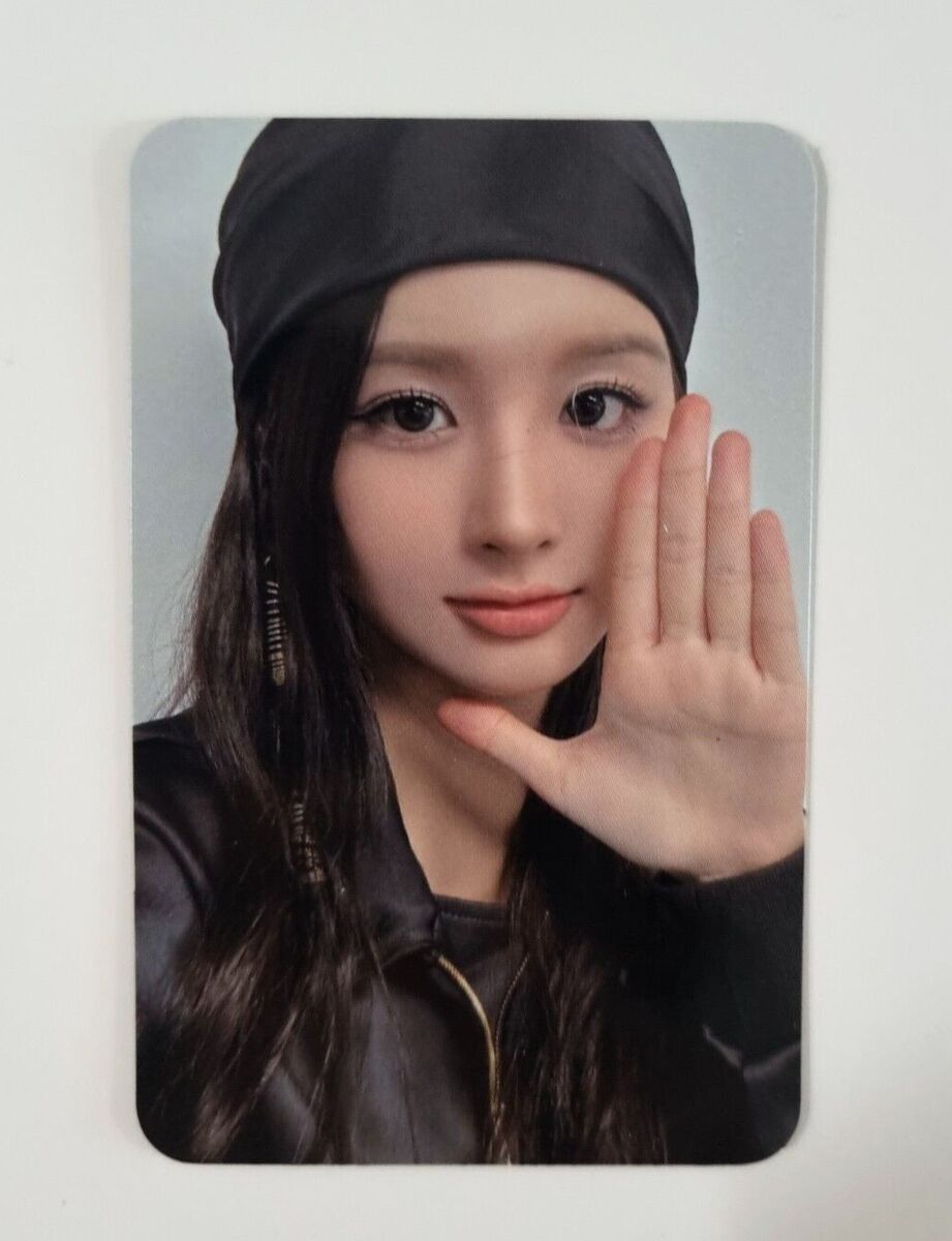 NMIXX Fe3O4:BREAK DASH JYP SHOP POB Official Photocards Lily NMIXX Fe3O4:BREAK DASH JYP SHOP POB Official Photocards Lily