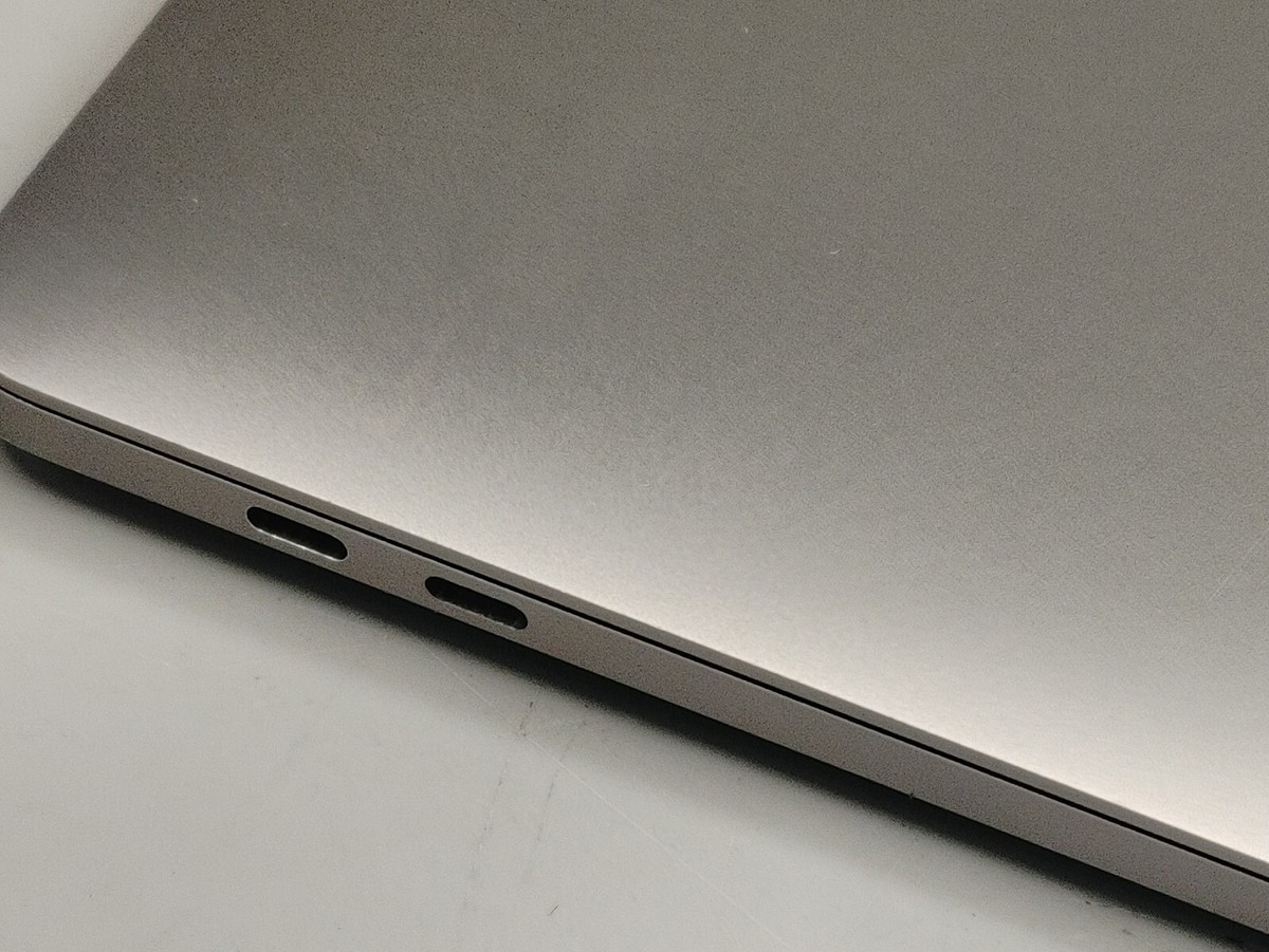 Apple 2020 MacBook Pro 13