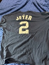 Derek Jeter 2 New York Yankees Captain Baseball Majestic T-Shirt XL