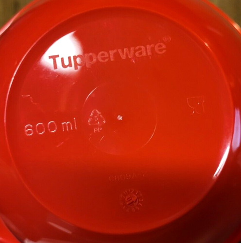 Tupperware 3 piezas Thatsa Mezclador 600 ml, 6 y 12 tazas Rojo, Azul, Verde Margarita - Imagen 10 de 11