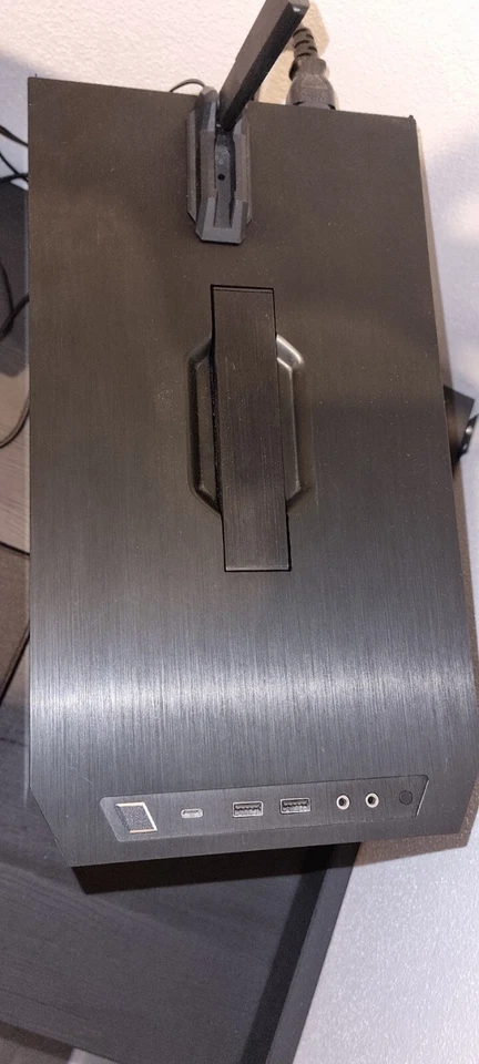 Lian Li TU150 computer case Mini Tower Nero (Lian Li PC-TU150 Aluminium) - Immagine 4 di 4