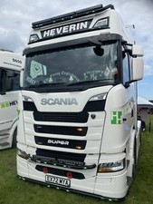 BLACK LOW BUMPER LIGHT BAR 9 LED  SCANIA NEW GEN 2018 -2023