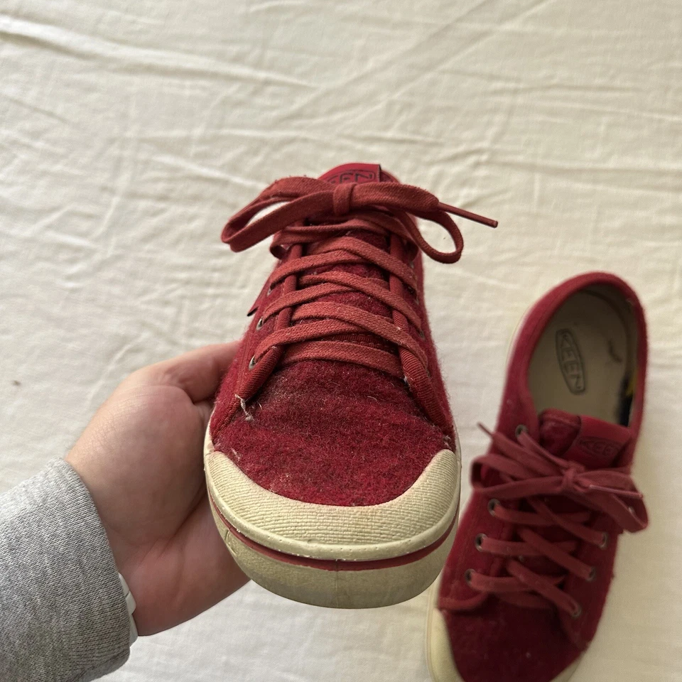 Keen Zapatos Mujer Talla 8 Rojo Fieltro Encaje Tenis Elsa Parte Superior Baja Informal Luft Cell Foto 4 de 4