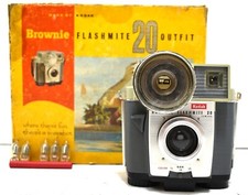 Vintage Kodak Brownie Flashmite 20 Outfit Camera with Original Box  Bulbs
