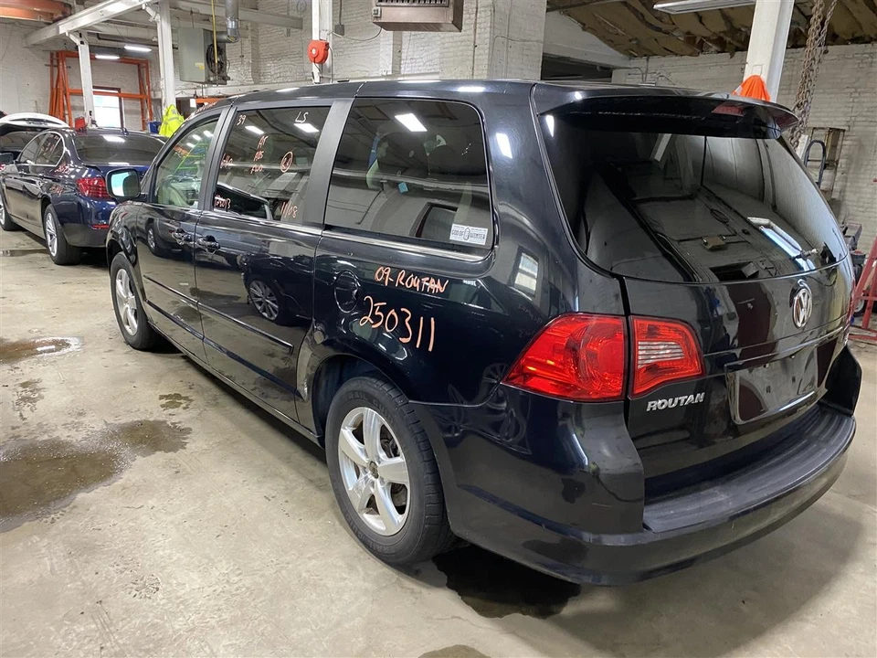 TRUNK LID Volkswagen Routan 09 10 11 12 13 14 Gray 1413673 Foto 4 de 4