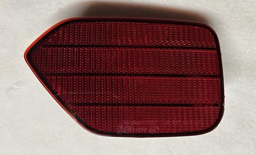 2018-2023 SUBARU CROSSTREK REAR BUMPER RIGHT SIDE REFLECTOR LIGHT LAMP OEM