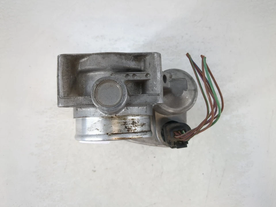 Land Rover Freelander 2002-2005 carrocería del acelerador UHDMZ Foto 3 de 4