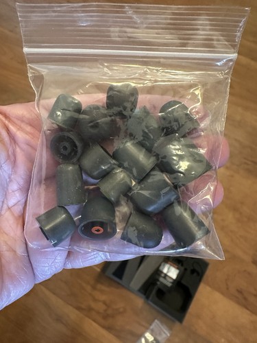 Westone UM PRO 30 monitores intrauditivos CAJA y puntas extra para los oídos SOLO - Imagen 6 de 7