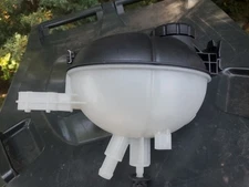 Mercedes Coolant Expansion Tank - Mahle Behr 2045000749  OEM