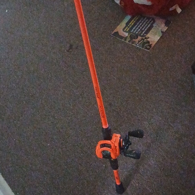 Gasoline 2-Stroke Straight Shaft String Trimmer, Orange/Black