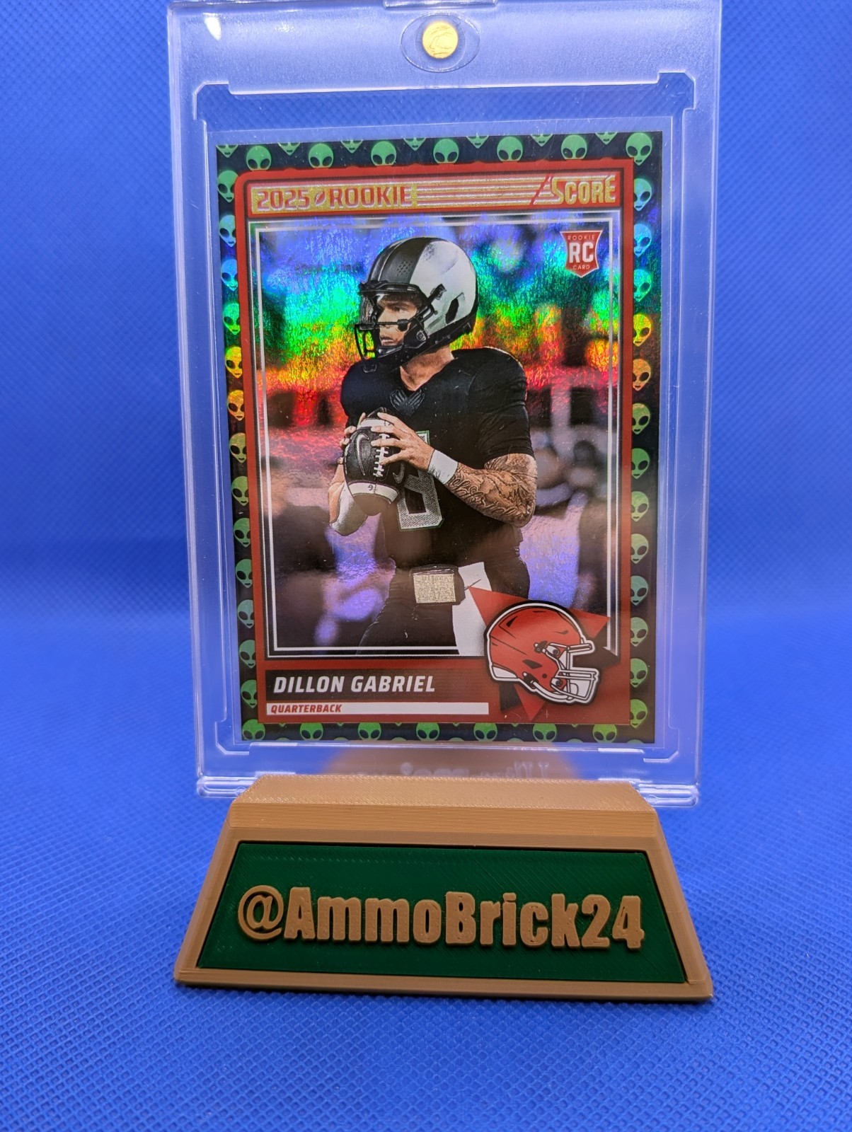 2025 Score - Rookies Dillon Gabriel #41 RC Extraterrestrial SSP Browns