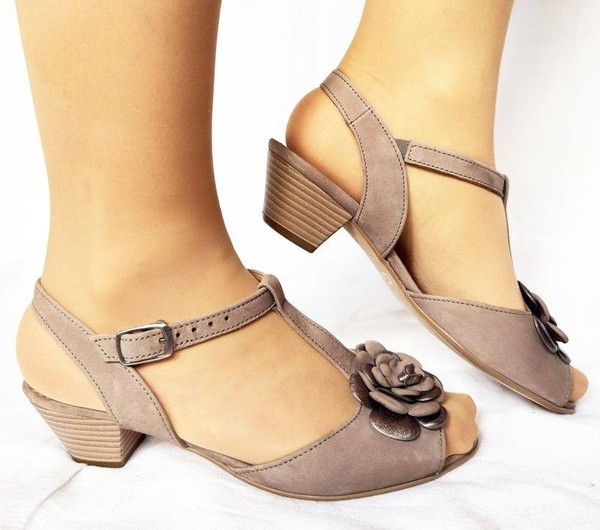 Women Gabor Heels Beige Leather 37.5 #7TNM