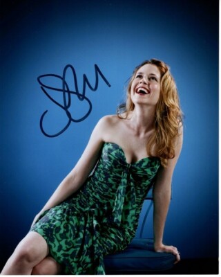 green emerald velvet dress Amazon.com: Jenna Fischer Posed In Strapless Ruffle Dress Photo Print (16 x  20)