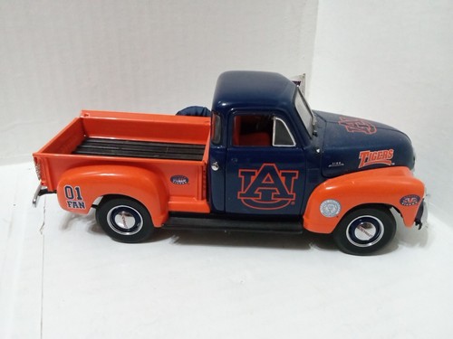 Auburn Tiger 1953 Chevrolet LKW Druckguss Danbury neuwertig Heckklappe mit Extras - Bild 5 von 15